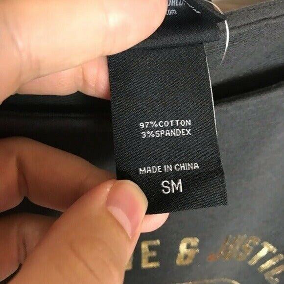 Her Universe Wonder Woman WW84 NWT Women's Junior Small Cropped Lounge Top - Picture 4 of 11